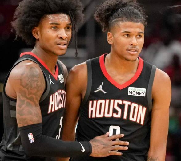 国乒吞第二败！王楚钦遭德国33岁老将爆冷 世界第一不敌世界第21（国乒再受挫：王楚钦不敌德国33岁老将，世界第一负于世界第21）