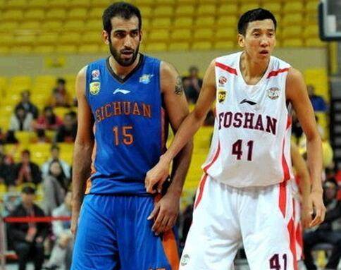 恩德里克和罗克因未上场导致身价暴跌，罗克选择外租后身价暴涨，均需在联赛中积累经验。（出场不足致身价下滑，罗克外租后飙升；恩德里克与罗克亟需联赛实战历练）