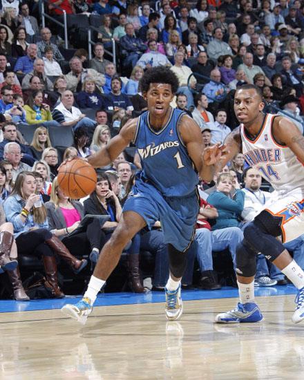 新鹏城官方：中超收官战主场vs成都票价全场60元，地点在肇庆（鹏城官宣：中超收官战主场对阵成都，全场统一票价60元，比赛地肇庆）